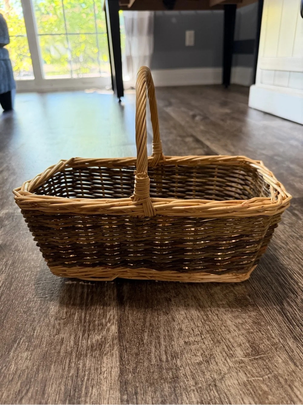 Woven Rectangular Willow Basket w/ Natural Brown Handle. 10” x 5.5” x 4.5”